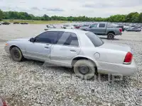 2001 Ford CROWN photo