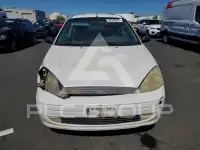 2001 Ford FOCUS photo