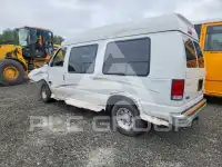 2001 Ford ECONOLINE фото