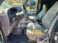 2001 Ford ECONOLINE фото