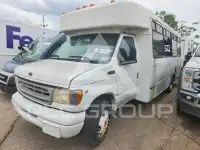 2001 Ford ECONOLINE photo