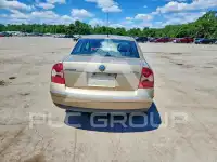 2001 Volkswagen Passat photo