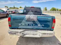 2002 Nissan FRONTIER фото