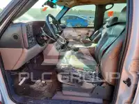 2002 Chevrolet Suburan фото