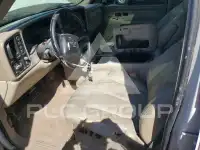 2002 Chevrolet Suburan фото