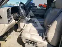 2002 Chevrolet Suburan фото