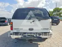 2002 Chevrolet Suburan фото