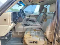 2002 Chevrolet Suburan фото