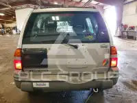 2002 Chevrolet TRACKER photo