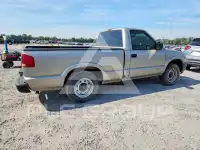 2002 Chevrolet S10 фото