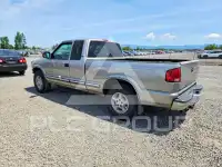 2002 Chevrolet S10 photo