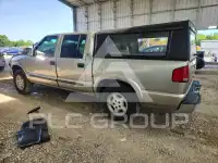 2002 Chevrolet S10 photo