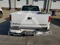 2002 Chevrolet S10 фото