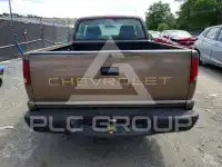 2002 Chevrolet S10 photo