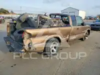 2002 Chevrolet S10 photo