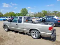 2002 Chevrolet S10 фото
