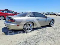 2002 Chevrolet Camaro photo