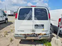 2002 Chevrolet Express photo