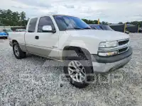 2002 Chevrolet Silverado photo