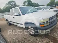2002 Chevrolet Silverado photo