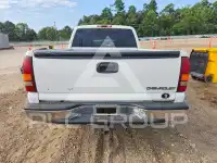 2002 Chevrolet Silverado photo