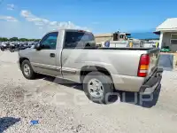 2002 Chevrolet Silverado photo