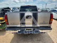 2002 Chevrolet Silverado photo