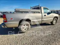 2002 Chevrolet Silverado photo