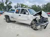 2002 Chevrolet Silverado photo