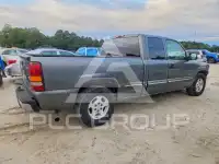 2002 Chevrolet Silverado photo