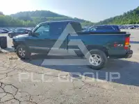 2002 Chevrolet Silverado photo