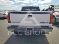2002 Chevrolet Silverado photo