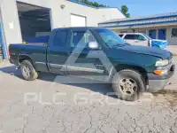 2002 Chevrolet Silverado photo