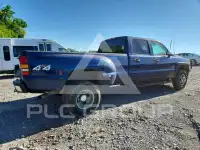 2002 Chevrolet Silverado photo