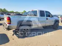 2002 Chevrolet Silverado photo