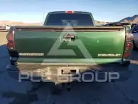 2002 Chevrolet Silverado photo