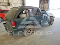 2002 Chevrolet Blazer photo