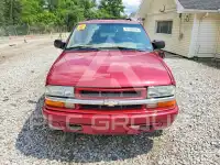 2002 Chevrolet Blazer photo