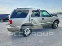 2002 Chevrolet Blazer фото