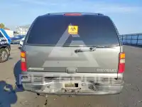 2002 Chevrolet Tahoe photo
