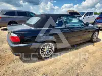 2002 BMW 325 photo