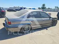 2002 BMW M5 photo