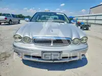 2002 Jaguar X-TYPE photo