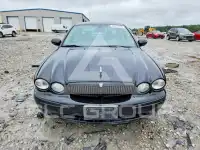 2002 Jaguar X-TYPE photo