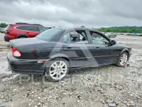 2002 Jaguar X-TYPE photo