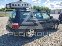 2002 Subaru Forester photo
