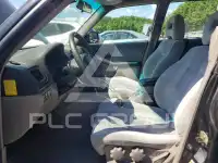 2002 Subaru Forester photo