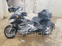 2002 Honda GL фото