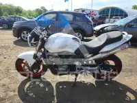 2002 Honda CB photo