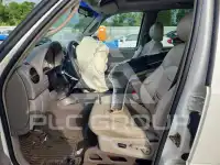 2002 Jeep LIBERTY фото